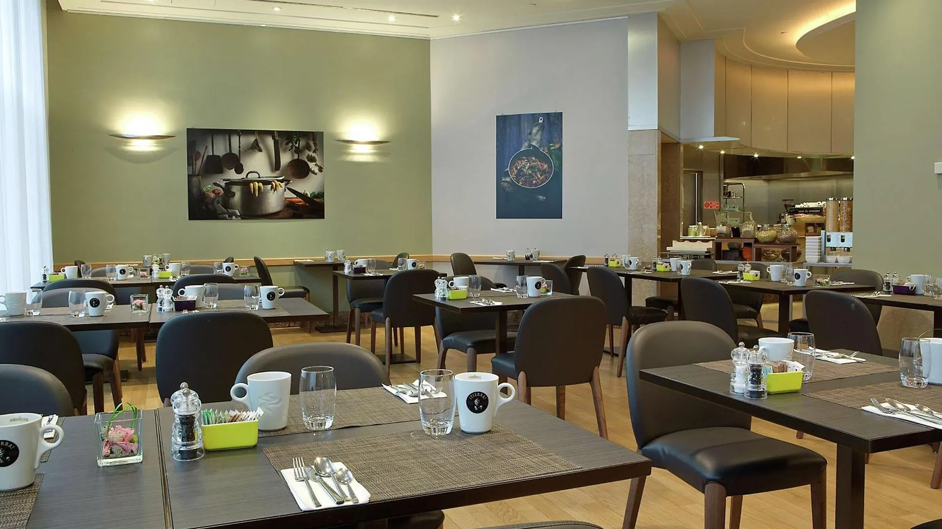 Hilton Milan Hotell 4*,  Italien