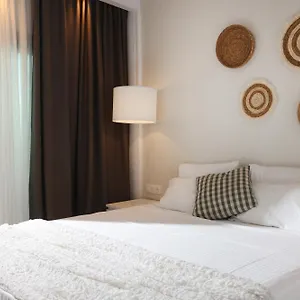 https://magdalena.hotelschalkidiki.net